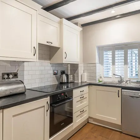 2 Bed In Ambleside Oc-Lr212 Tatil Evi